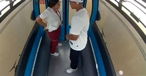 jovenes en aerovia guayaquil|Pareja en teleférico Guayaquil: Medidas tomadas tras filtración de ...